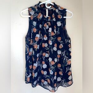 High neck Daniel Rainn top